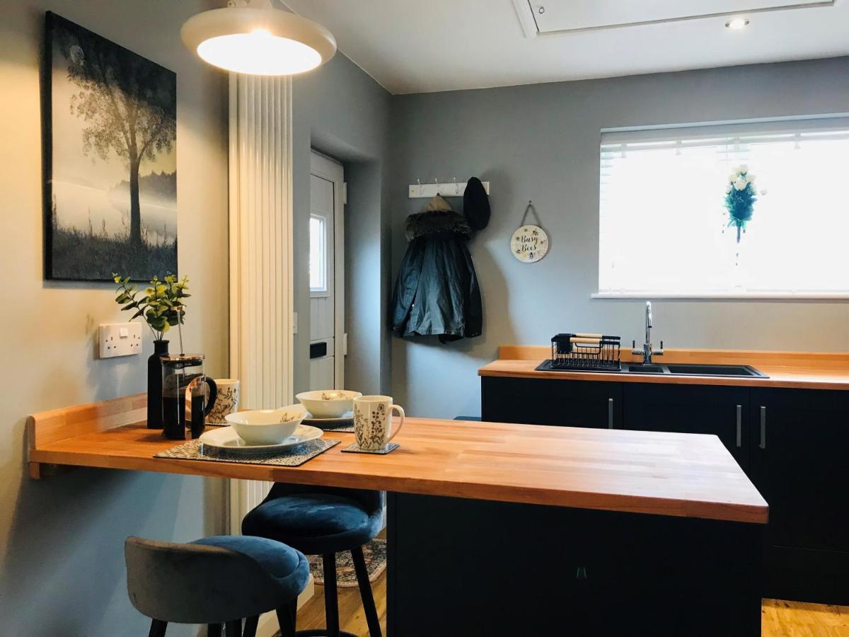 The Lodge North Bradley Екстериор снимка